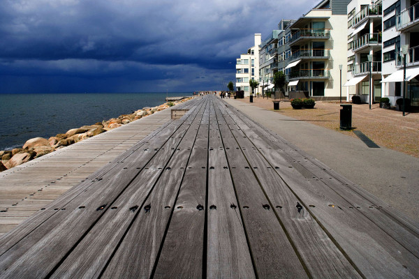 Peter Jeffree - Architectural Photographer - Western Harbour boardwalk Malmo