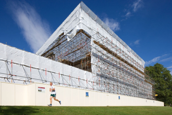 Peter Jeffree - Architectural Photographer - Kenwood House - Scaffold enclosure
